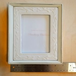 NIB Elegant Porcelain Frame